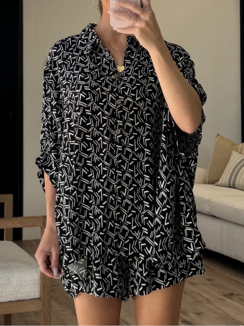 New! Shop Talulah Dreamscape Set Oversized Tunic Top — Black Geo Print